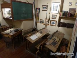 Altes möbliertes Klassenzimmer - Foto von Wilfried Jung